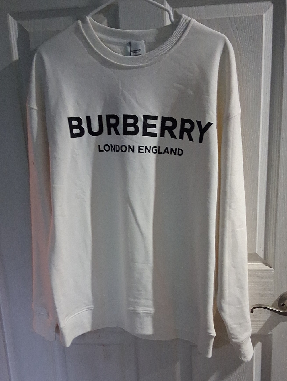 NWT Burberry White Logo Sweatshirt - BURBERRY London England - Unisex
